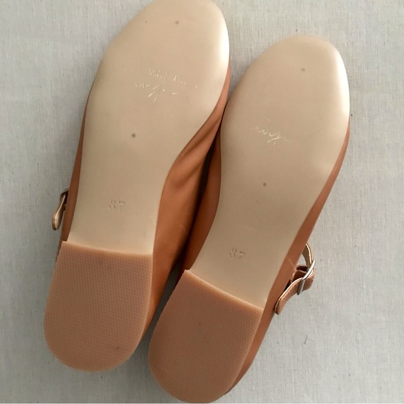 Leather Mary Jane Flats - Picture 4 of 7